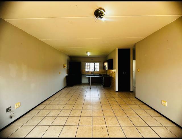 2 BEDROOM APARTMENT FOR SALE IN SONNEVELD